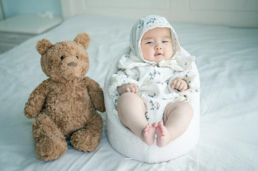 巴音郭楞宝宝7个月发育标准 巴音郭楞宝宝7个月发育标准